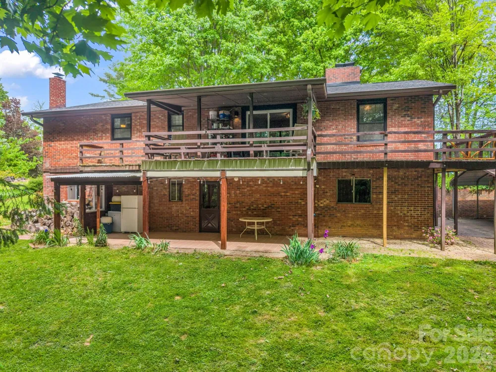 92 Greenwood Acres Drive Mills River, NC 28759