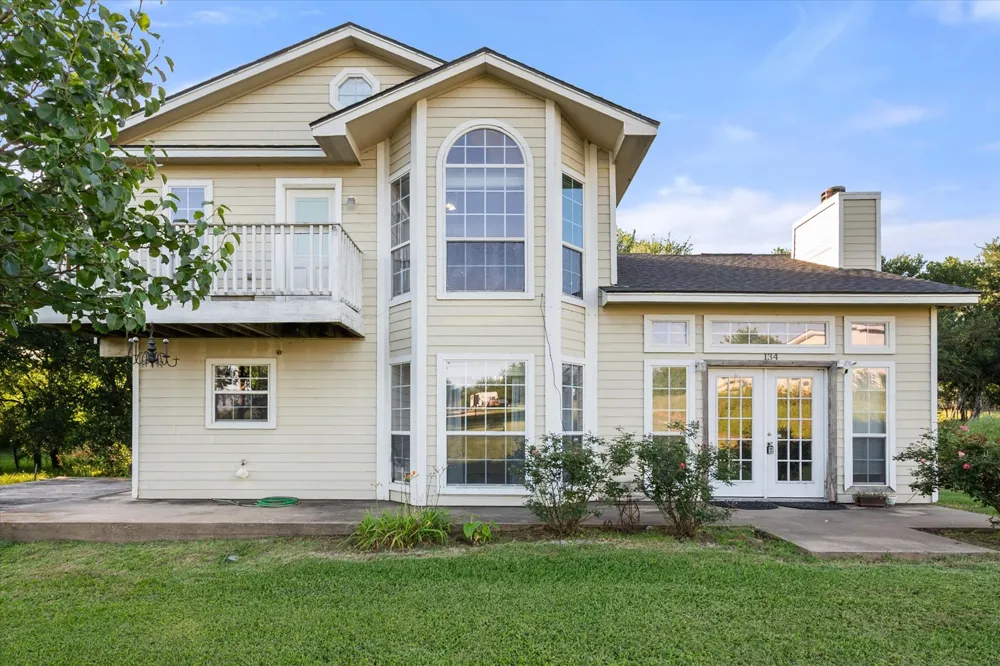 134 County Road 3048 Corsicana, TX 75109