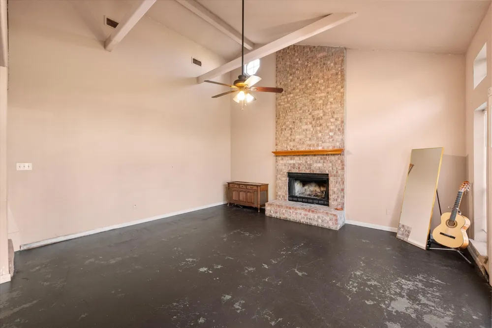 134 County Road 3048 Corsicana, TX 75109