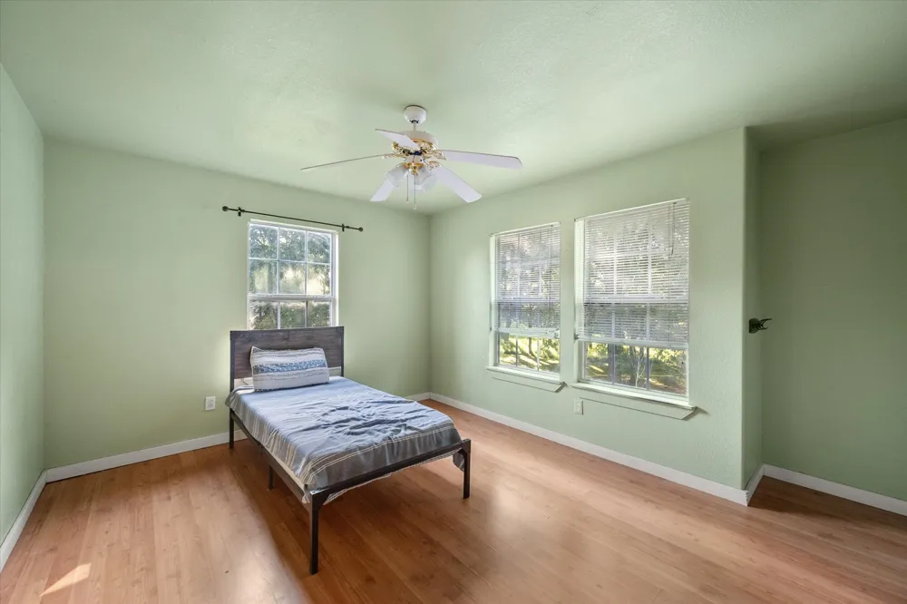 134 County Road 3048 Corsicana, TX 75109