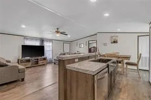 752 Road 5820 Cleveland, TX 77327
