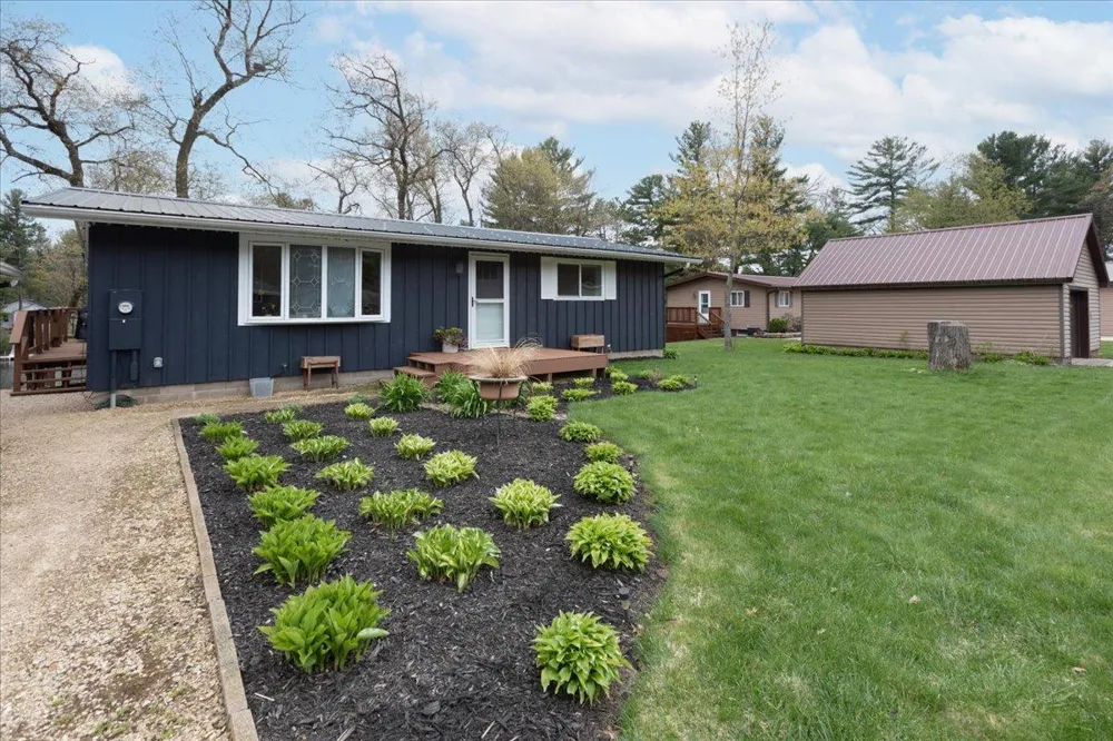 E5740 803rd Avenue Menomonie, WI 54751