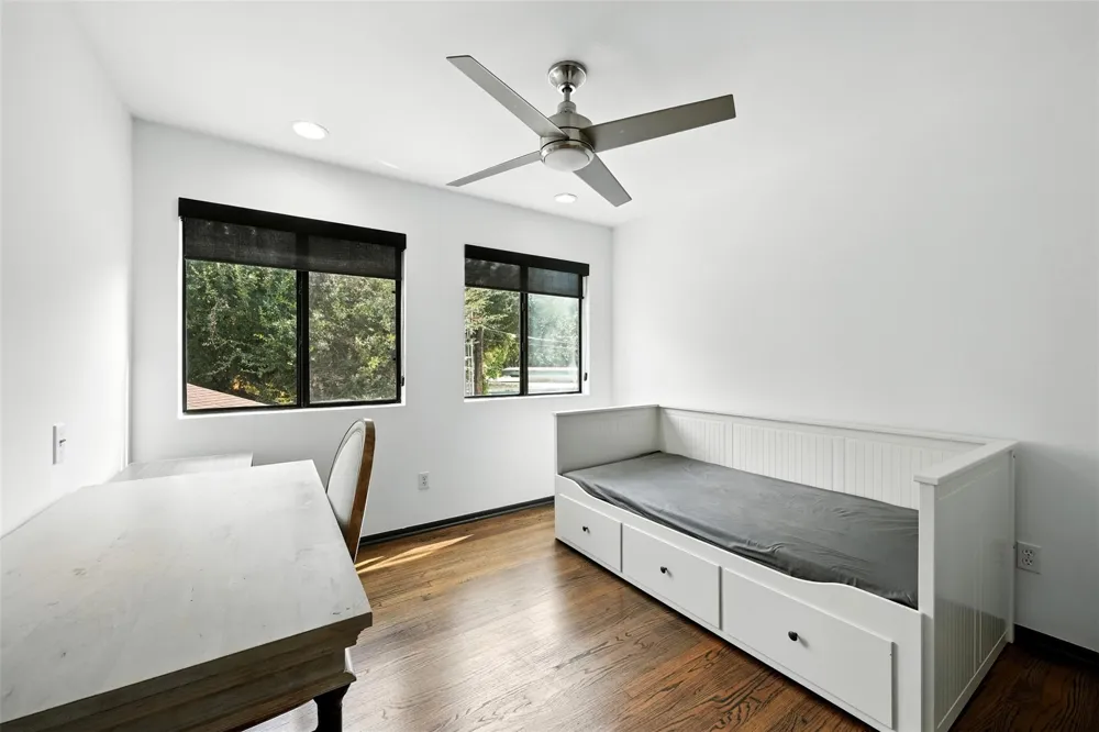 2019 Mcclendon Street Houston, TX 77030