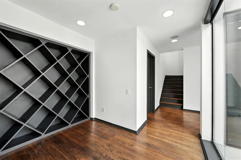 2019 Mcclendon Street Houston, TX 77030