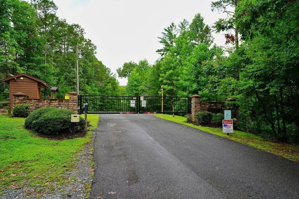 85 Hunter Drive Talking Rock, GA 30175