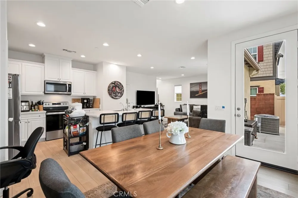 15980 Aventurine Lane Chino, CA 91708