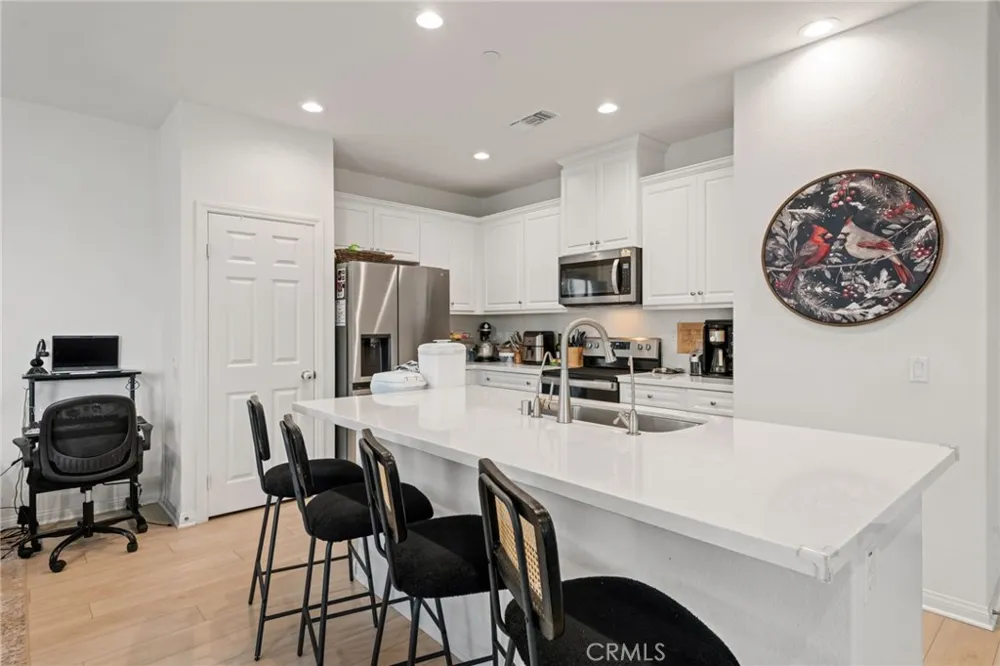 15980 Aventurine Lane Chino, CA 91708