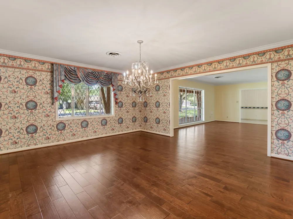 2310 Oak Drive Bay City, TX 77414
