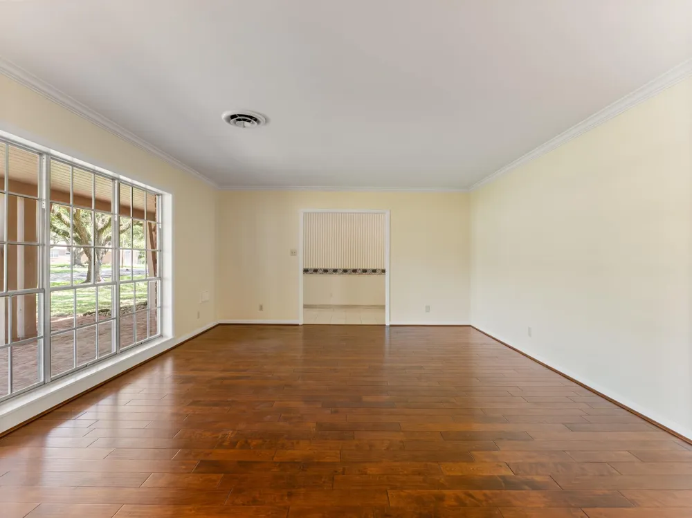 2310 Oak Drive Bay City, TX 77414