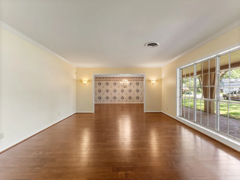 2310 Oak Drive Bay City, TX 77414