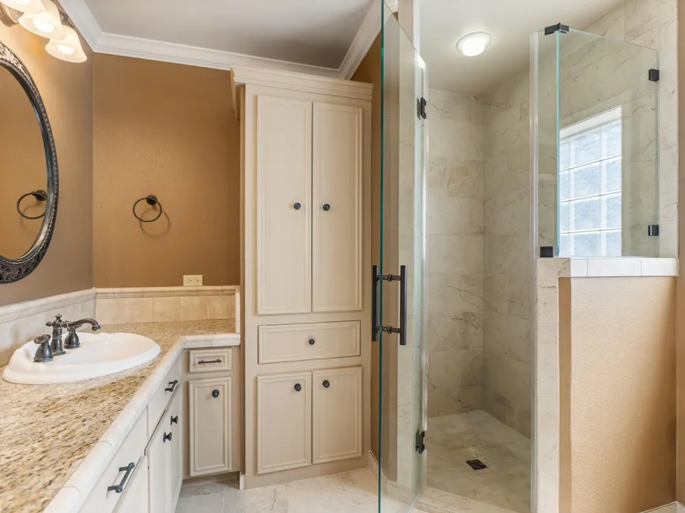 2310 Oak Drive Bay City, TX 77414