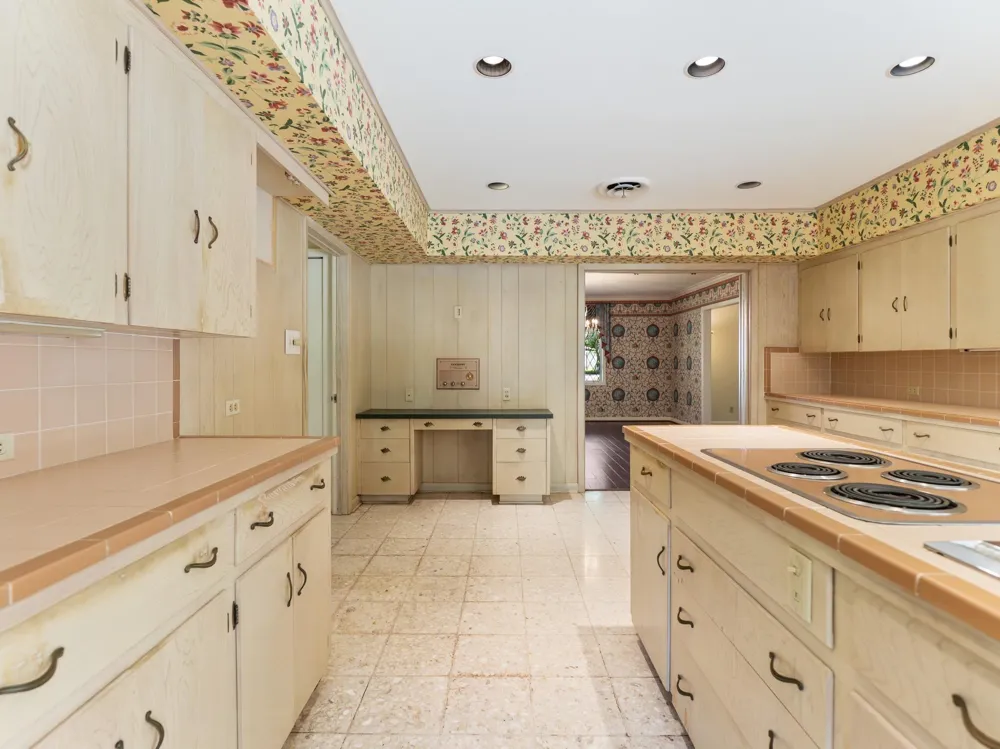 2310 Oak Drive Bay City, TX 77414