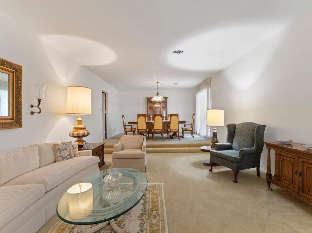 2721 Oak Drive Bay City, TX 77414
