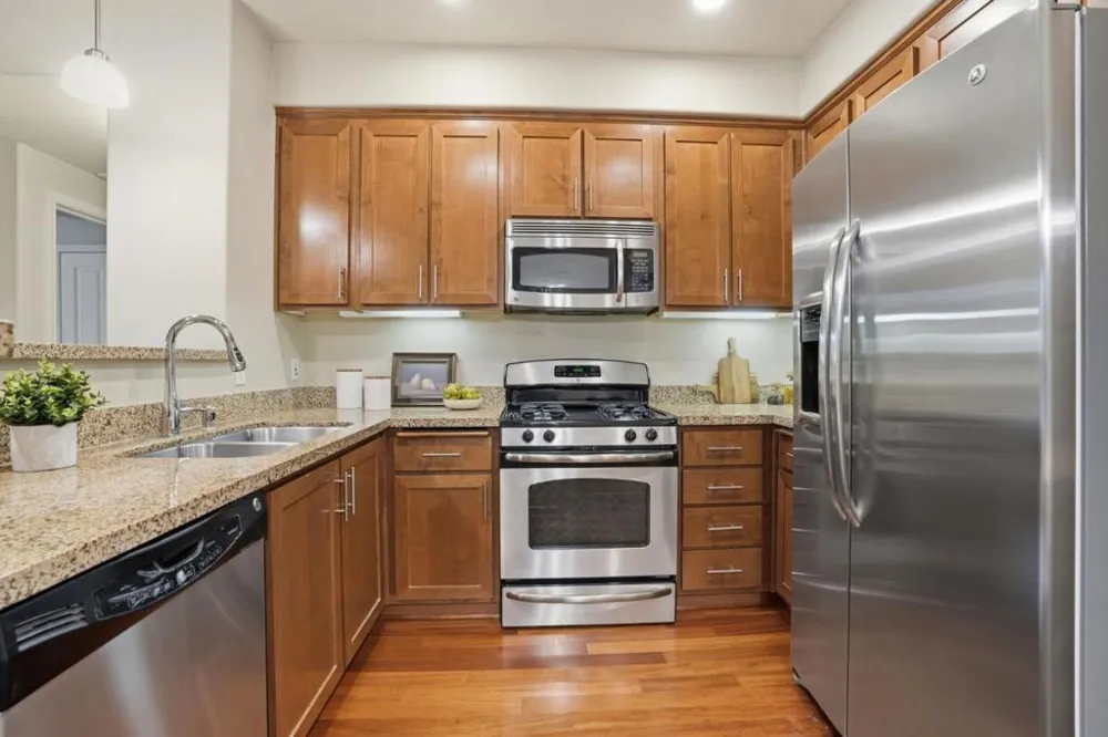 4388 El Camino Real #309 Los Altos, CA 94022