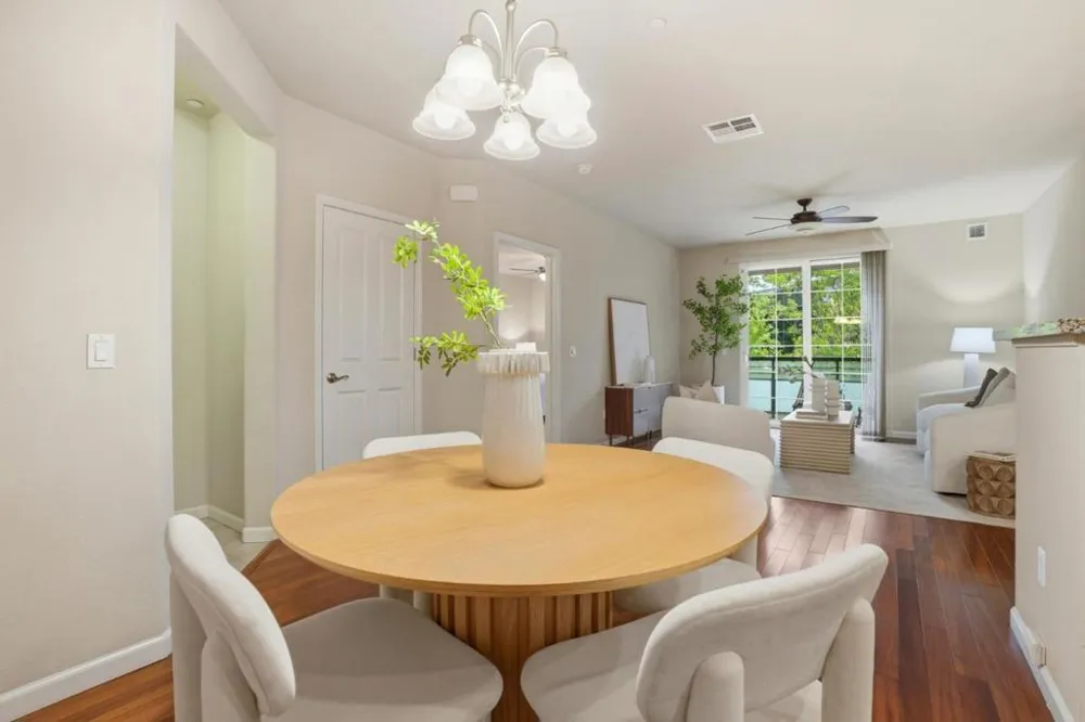 4388 El Camino Real #309 Los Altos, CA 94022