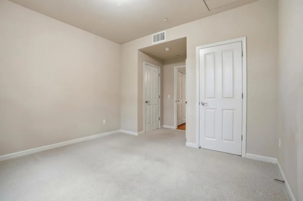 4388 El Camino Real #309 Los Altos, CA 94022