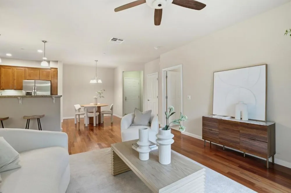 4388 El Camino Real #309 Los Altos, CA 94022