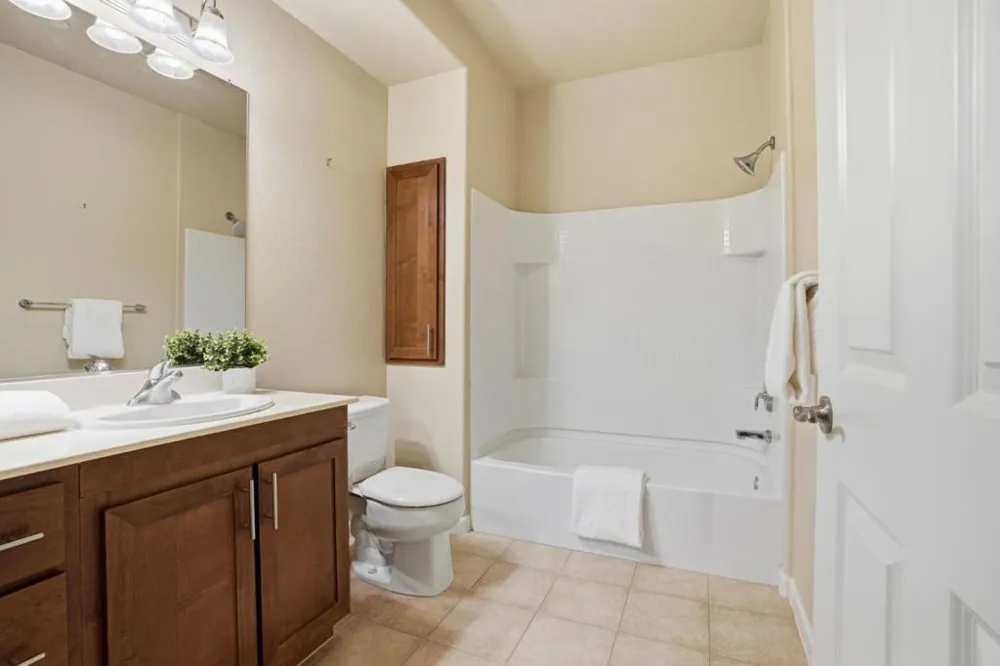 4388 El Camino Real #309 Los Altos, CA 94022