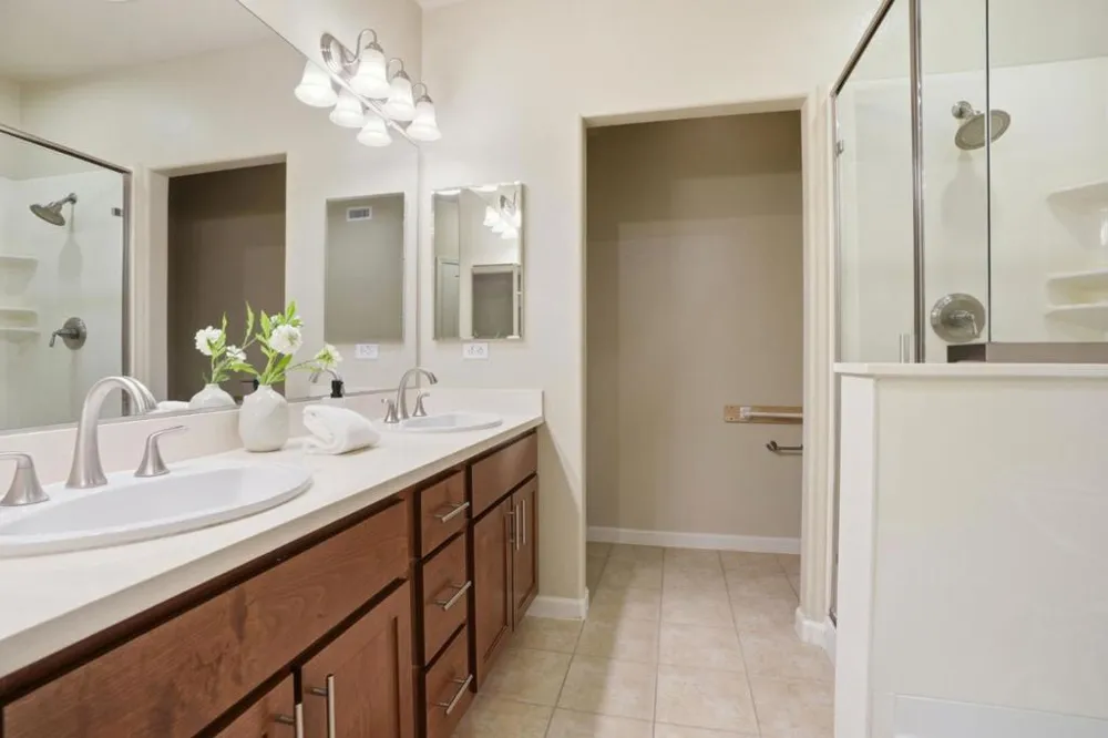 4388 El Camino Real #309 Los Altos, CA 94022