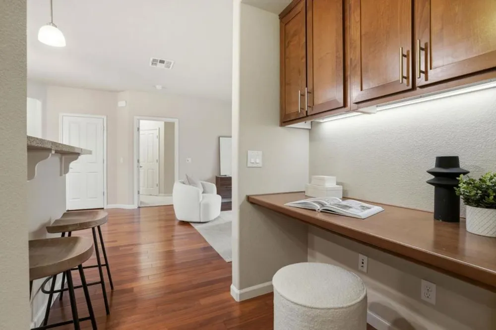 4388 El Camino Real #309 Los Altos, CA 94022