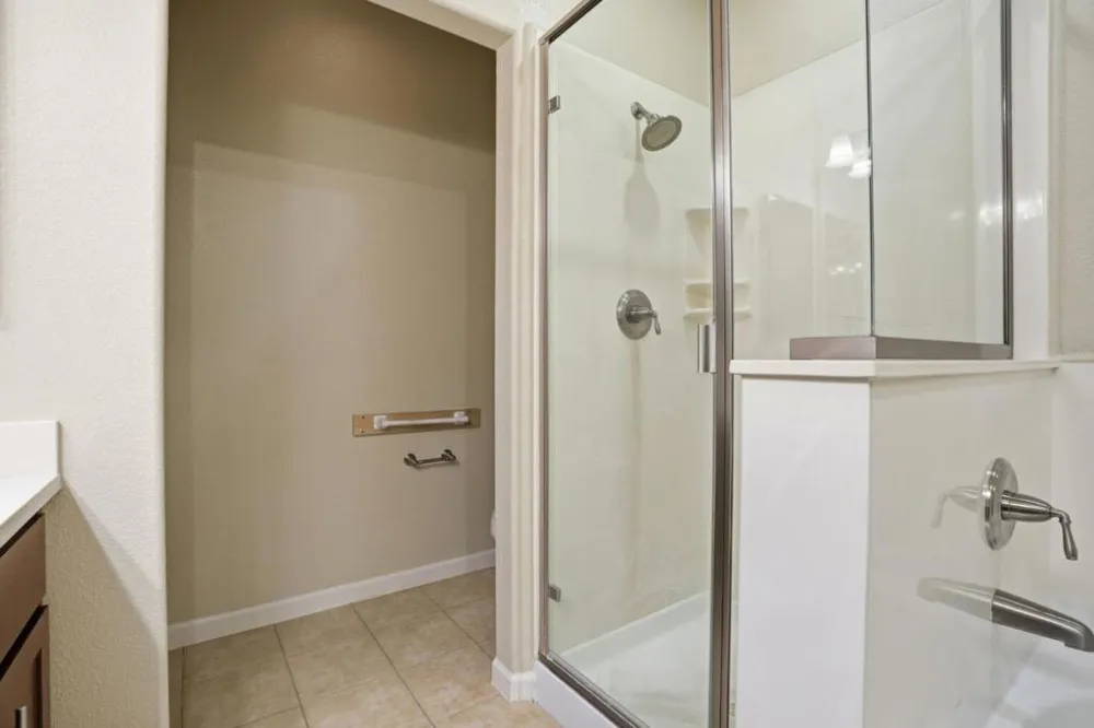 4388 El Camino Real #309 Los Altos, CA 94022