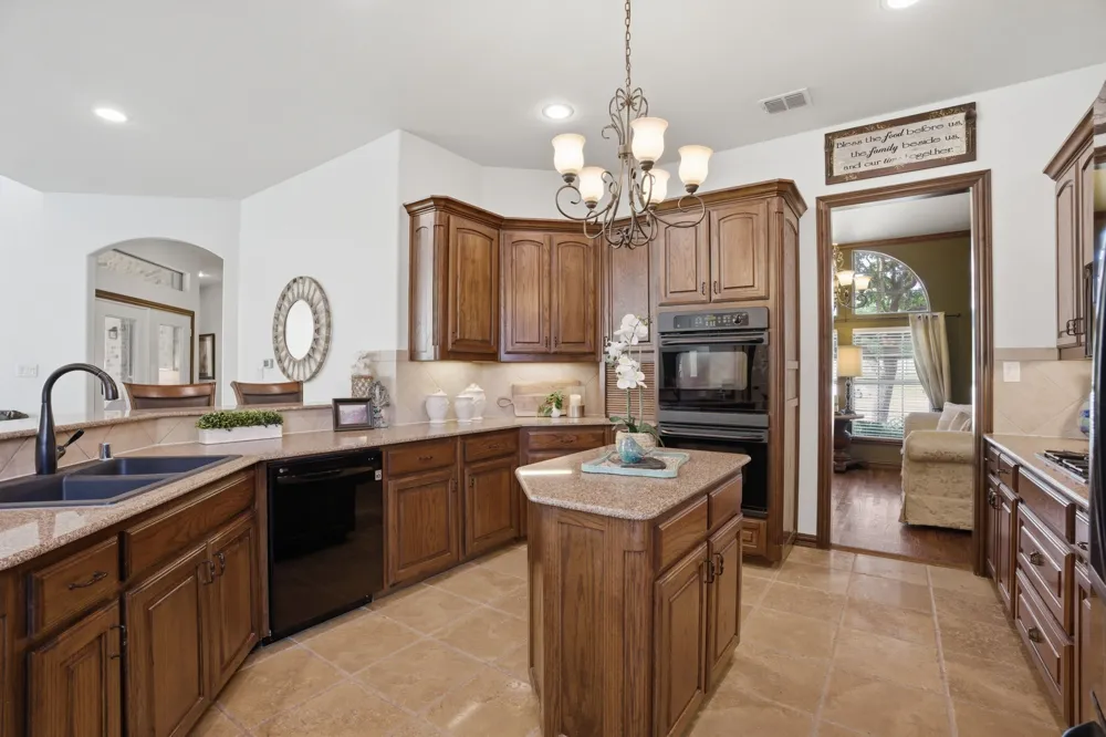 4615 Wild Honey Court Flower Mound, TX 75022