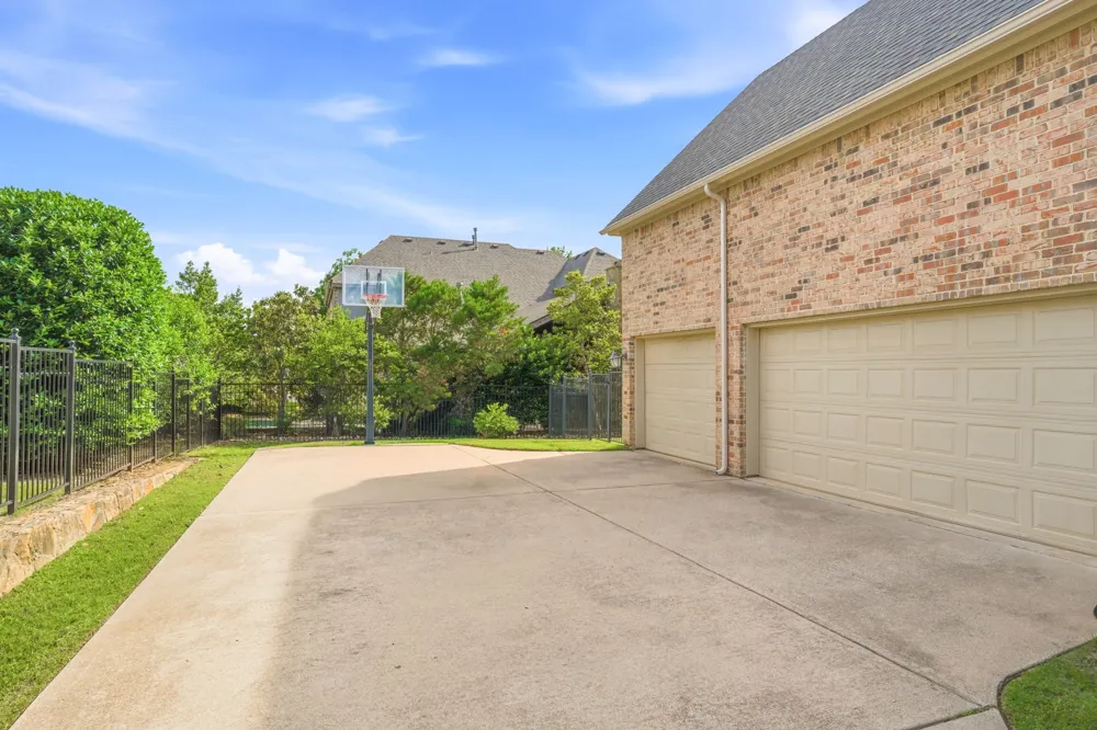 4615 Wild Honey Court Flower Mound, TX 75022