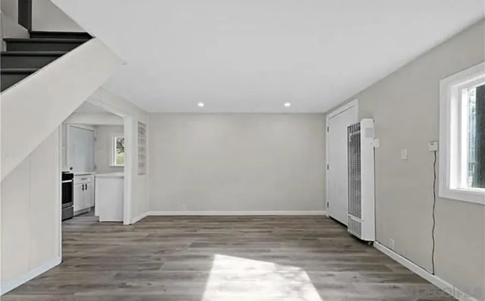 201 Hillside Spur Cedar Glen, CA 92321