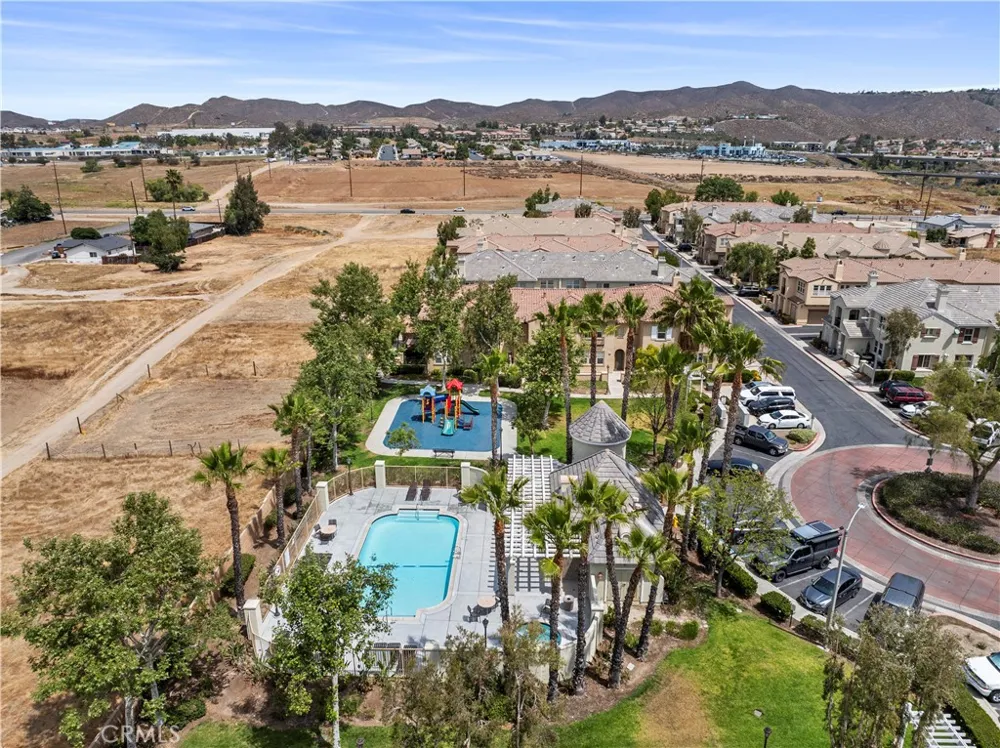 1800 E Lakeshore Drive #1601 Lake Elsinore, CA 92530