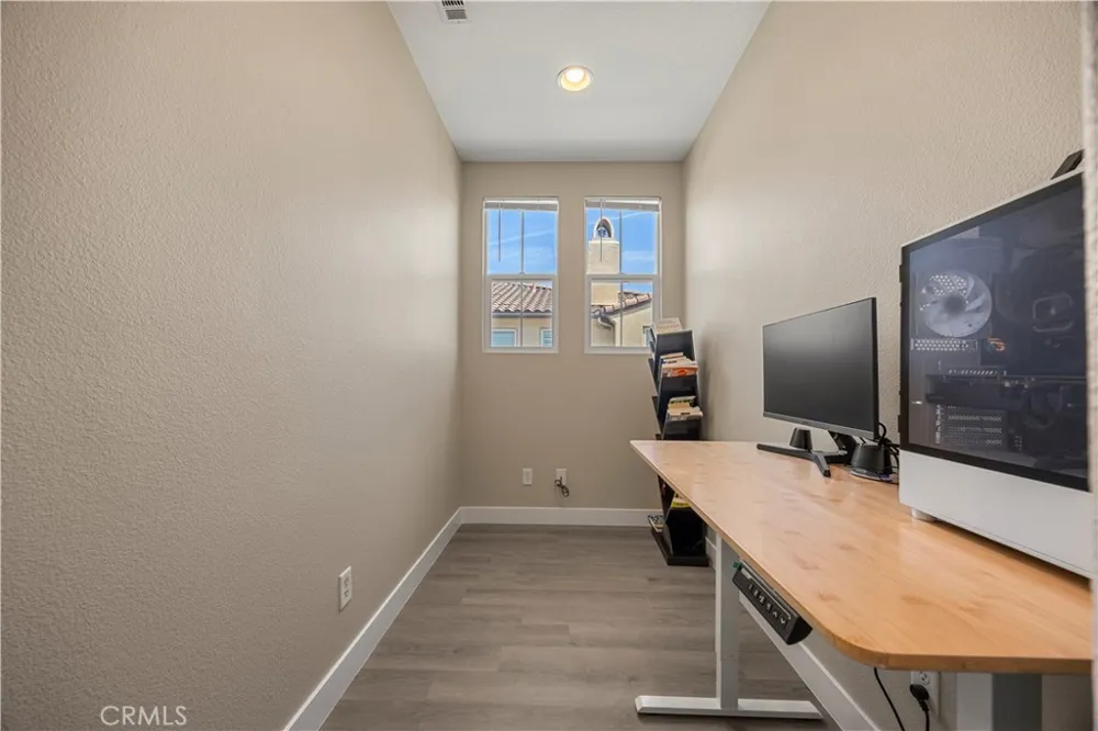 1800 E Lakeshore Drive #1601 Lake Elsinore, CA 92530