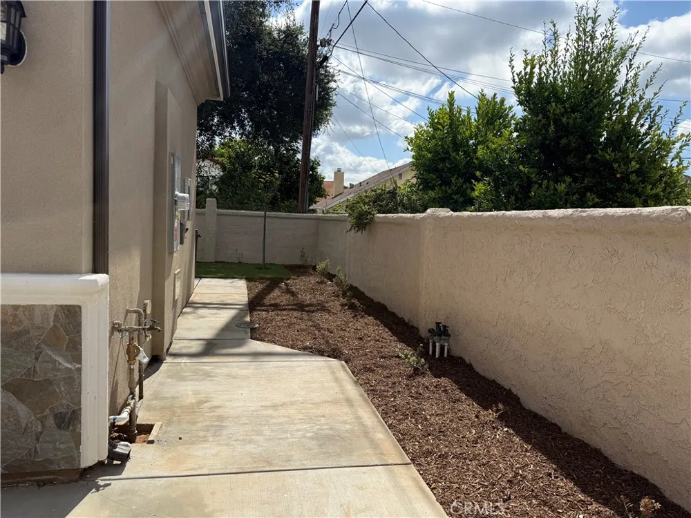 1538 Arland Rosemead, CA 91770