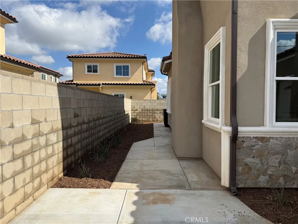 1538 Arland Rosemead, CA 91770