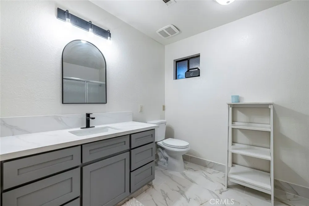 6638 Marty Fresno, CA 93711