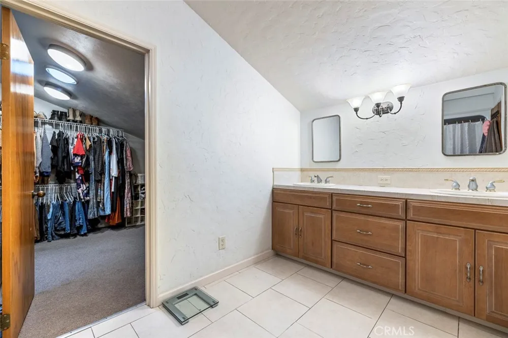 6638 Marty Fresno, CA 93711