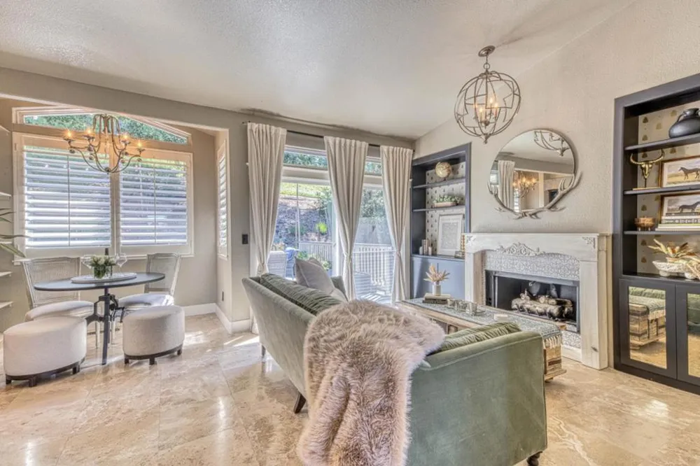 10618 Hillside Lane Carmel, CA 93923
