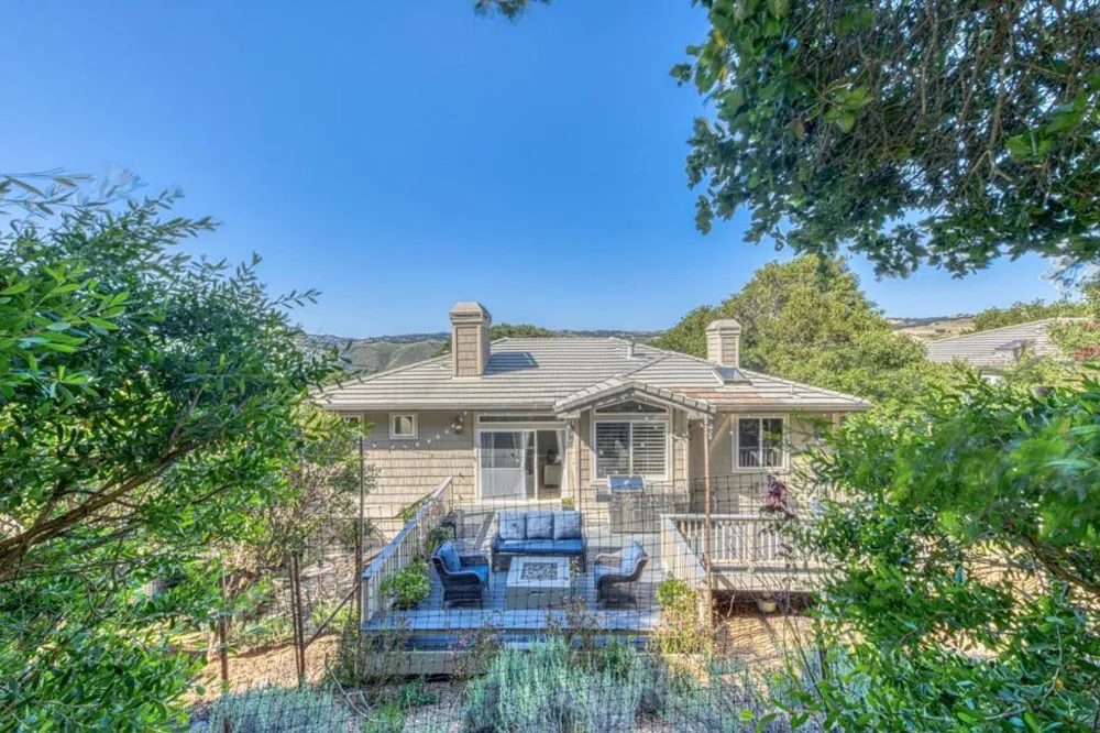 10618 Hillside Lane Carmel, CA 93923
