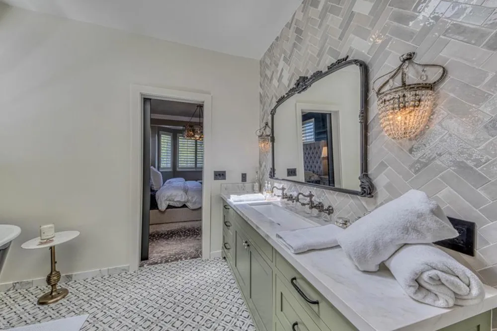 10618 Hillside Lane Carmel, CA 93923