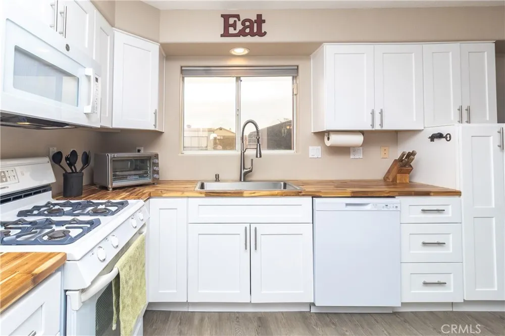 2202 Casa Del Sol Needles, CA 92363