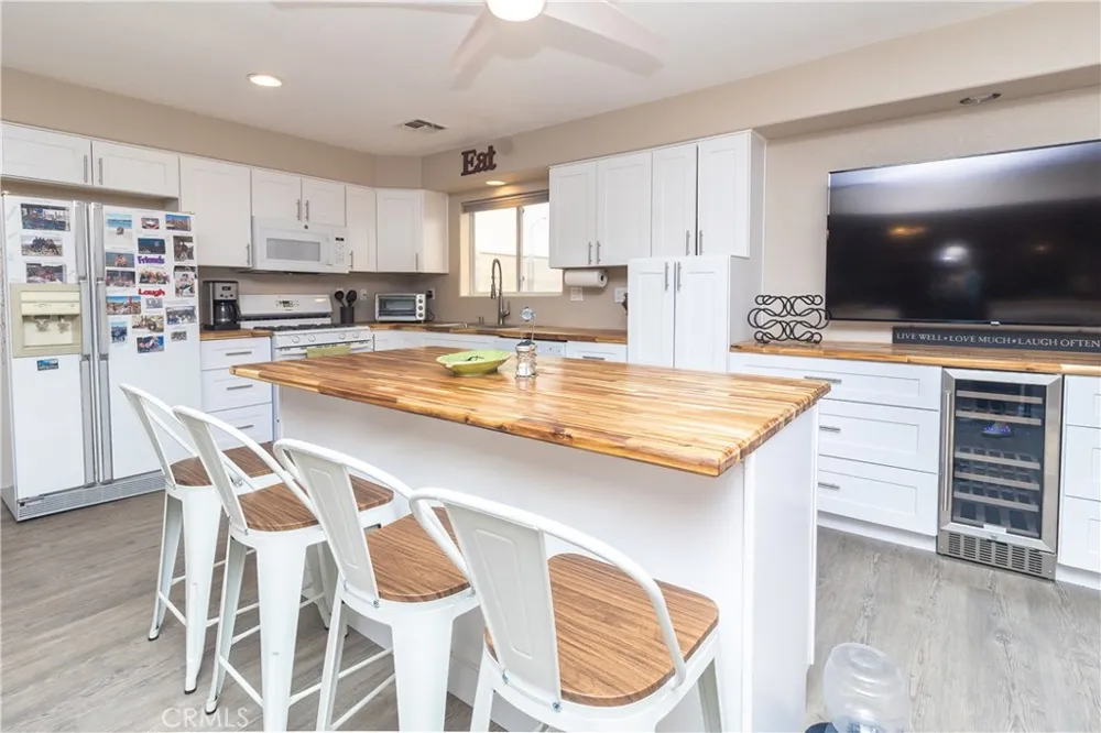 2202 Casa Del Sol Needles, CA 92363