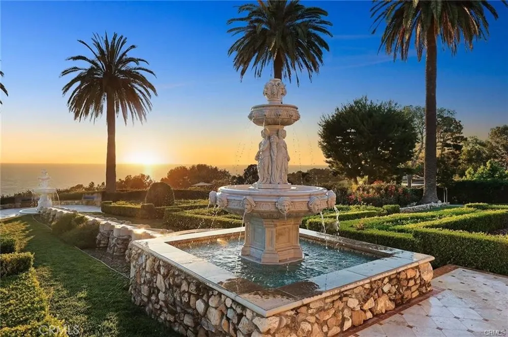 3300 Palos Verdes W Rancho Palos Verdes, CA 90275