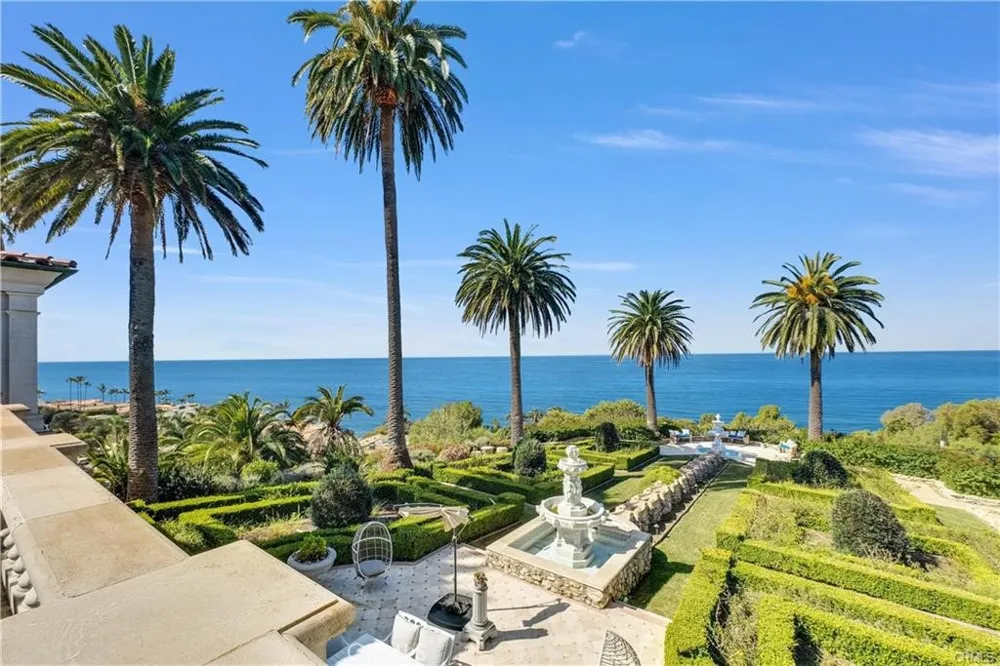 3300 Palos Verdes W Rancho Palos Verdes, CA 90275