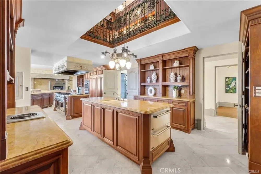 3300 Palos Verdes W Rancho Palos Verdes, CA 90275