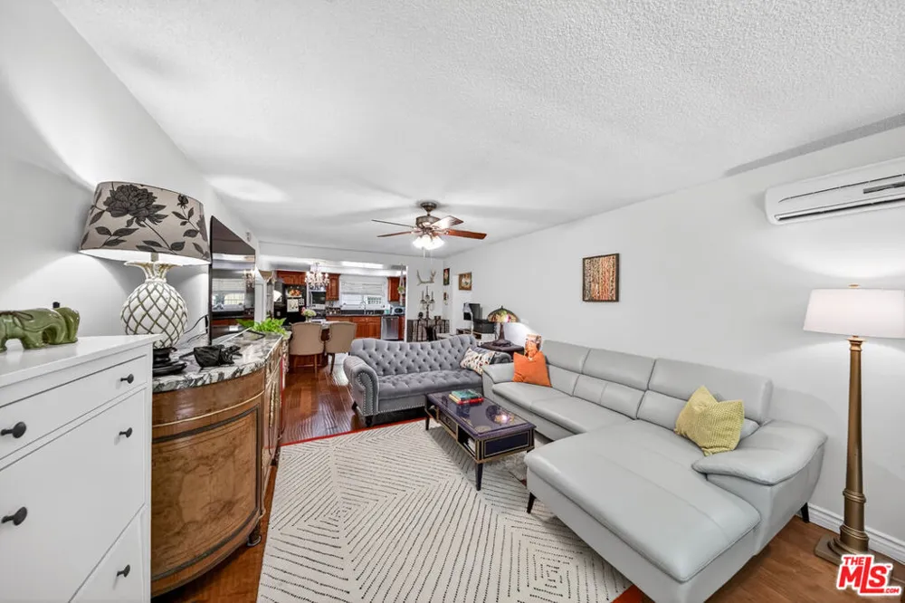 446 S St Andrews Place #2 Los Angeles, CA 90020
