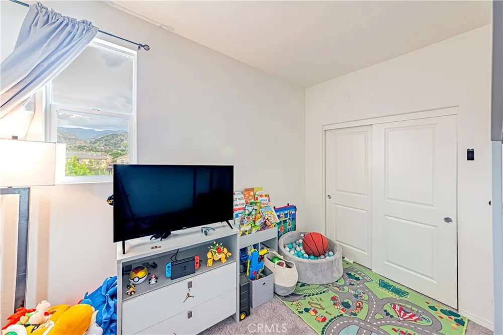 809 Dalton #104 Azusa, CA 91702