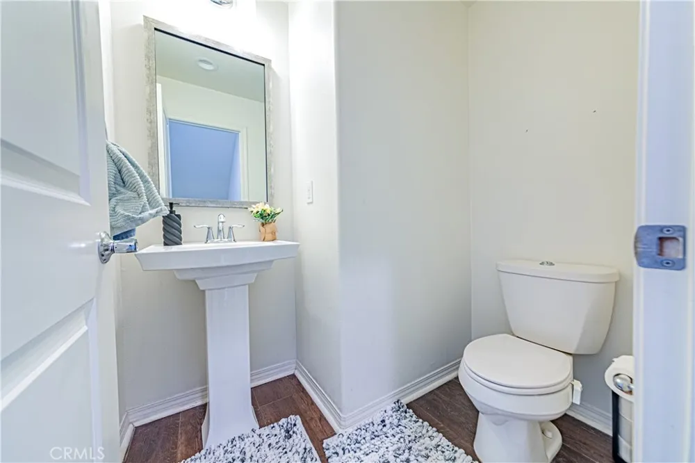 809 Dalton #104 Azusa, CA 91702