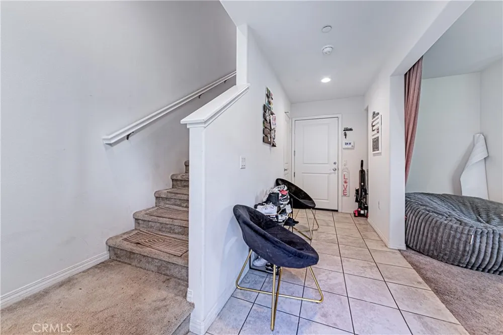 809 Dalton #104 Azusa, CA 91702