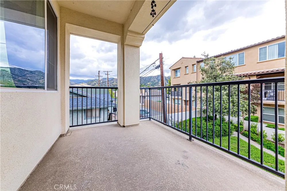 809 Dalton #104 Azusa, CA 91702