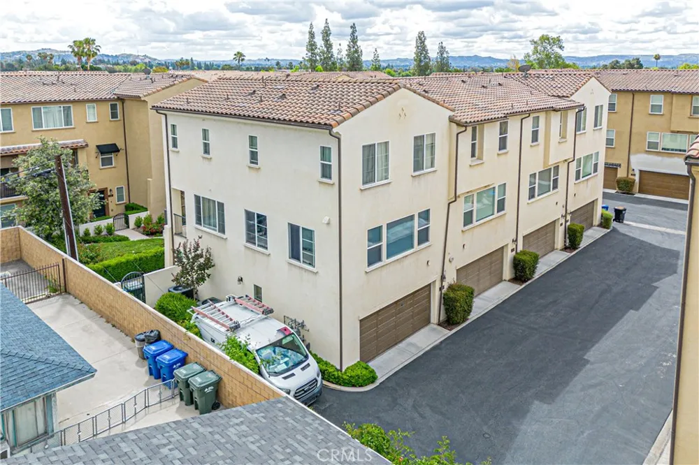 809 Dalton #104 Azusa, CA 91702