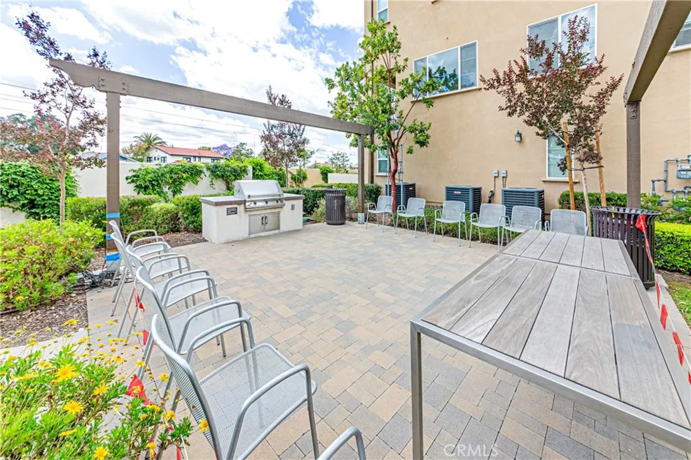 809 Dalton #104 Azusa, CA 91702