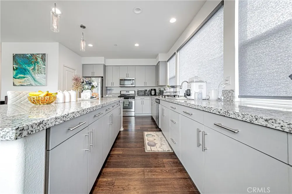 809 Dalton #104 Azusa, CA 91702